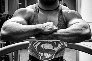 筋肥大 を引き起こす３つのメカニズムとは